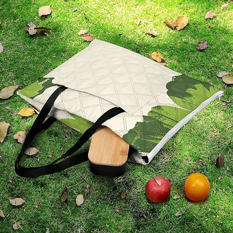 🧺 Waterproof Picnic Blanket 🌿 | Foldable Outdoor Mat ✨ | Beach & Camping Essential ☀️